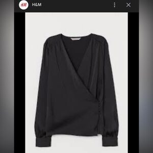 H&M Black Ribbed V-Neck Top